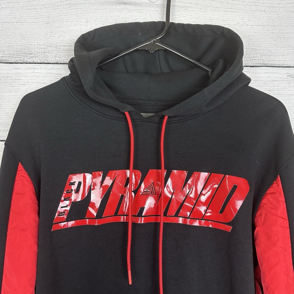 Black Pyramid By Chris Brown Graphic Hoodie‎ Black Red Mens Sz Small Streetwear - Picture 2 of 7